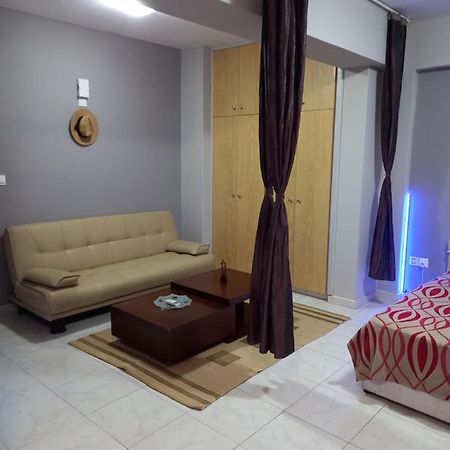 Old Town Studio Apartment Lárnaca Exterior foto